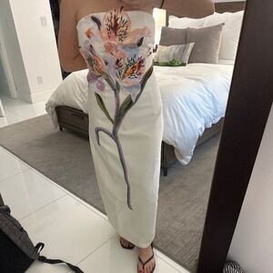 Strapless Maxi White Dress with Orchid Applique